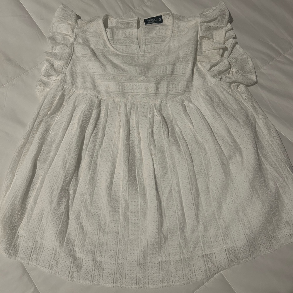 New White lace top with liner.